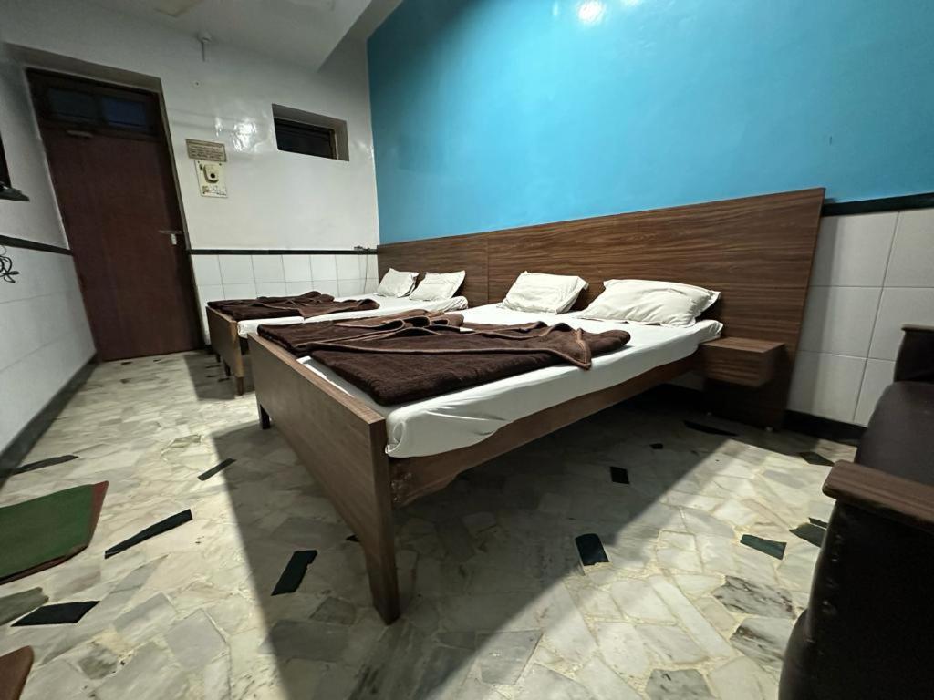 New Royal Hotel Delhi  Ngoại thất bức ảnh